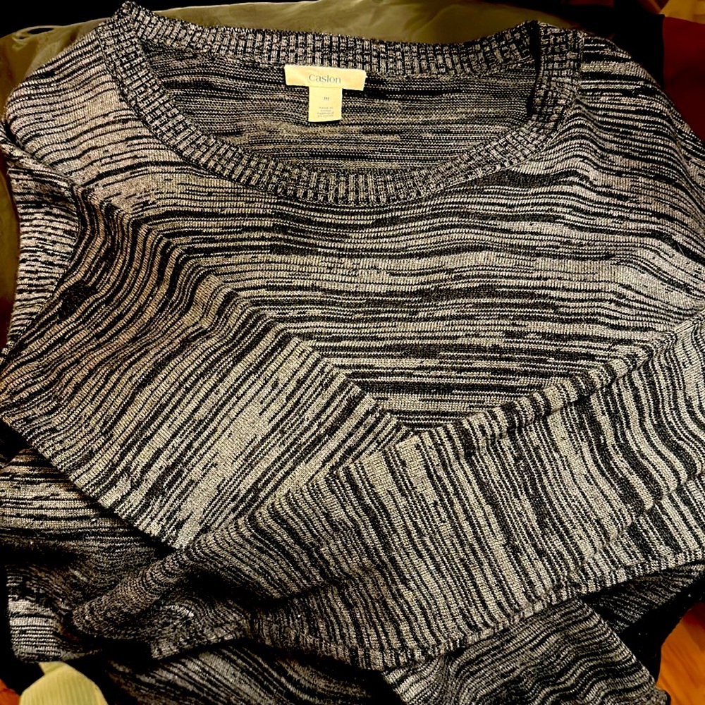 Like New Caslon Sweater/Top - black/gray